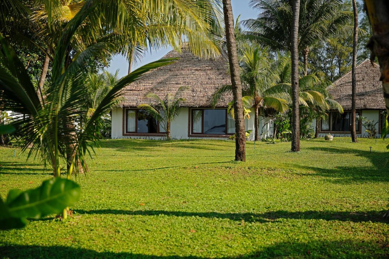 Ngapali Bay Villas & Spa Exterior photo